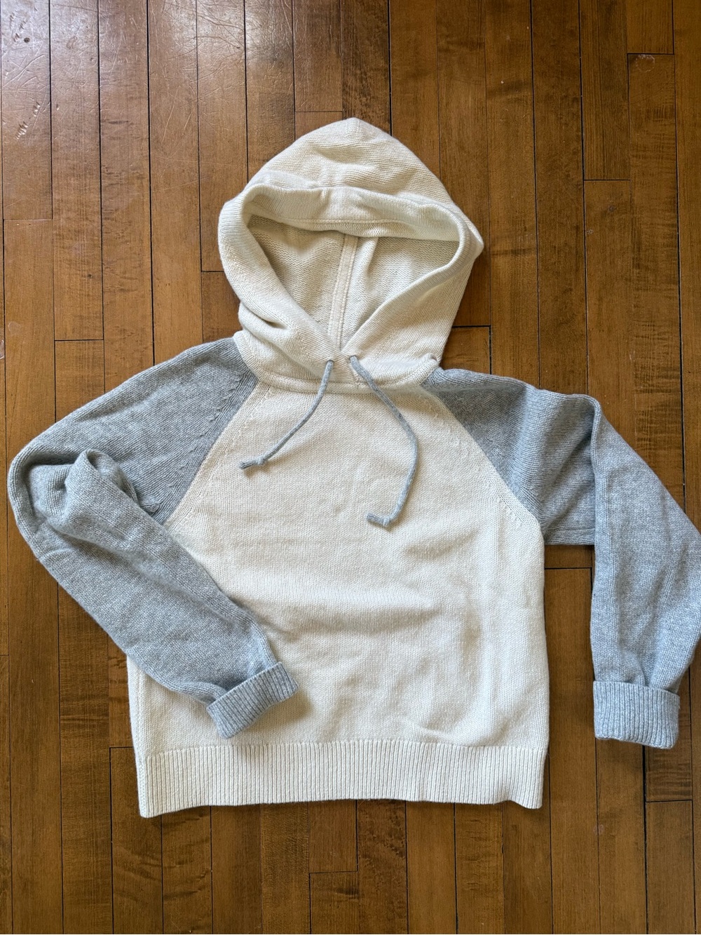 Patagonia Wool Blend Cozy Two-Tone Hooded Sweatshirt in Cream and Light Gray